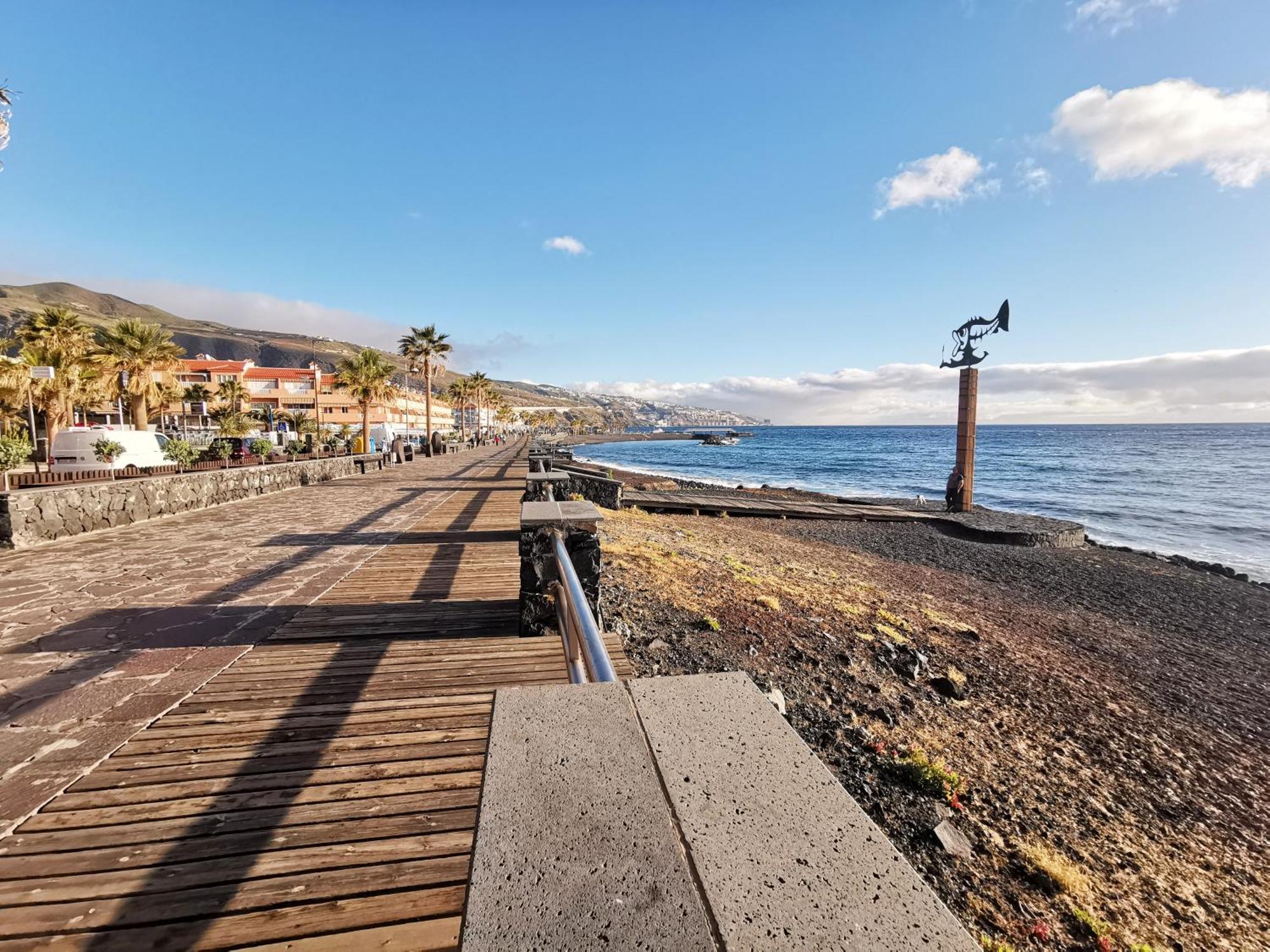 Home2Book Stunning Sea Front Caletillas, Pool Candelaria Bagian luar foto
